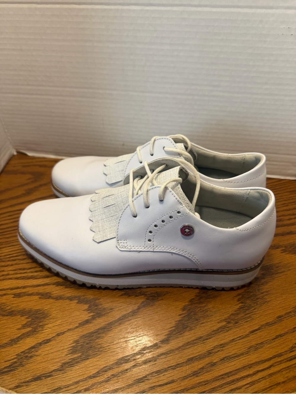 Footjoy golf shoes woman’s classic White Lace-Up Oxford Shoe with Fringe Kiltie - Picture 2 of 13